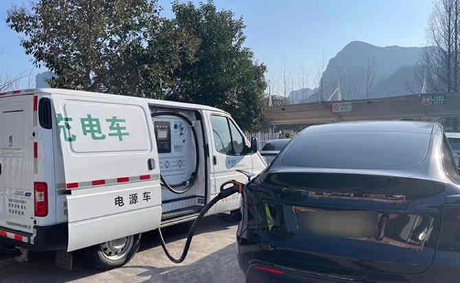 达州汽车搭电