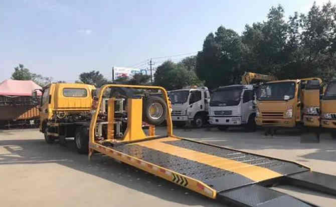 达州汽车中途维修案例